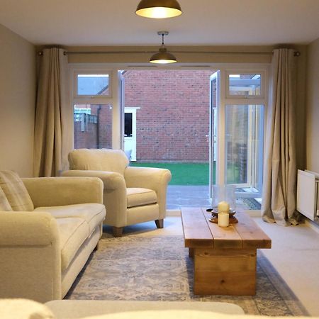 Luxury 6-Bedroom House 5 Minutes From Bicester Village Shopping Outlet 체스터톤 외부 사진
