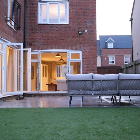 Luxury 6-Bedroom House 5 Minutes From Bicester Village Shopping Outlet 체스터톤 외부 사진
