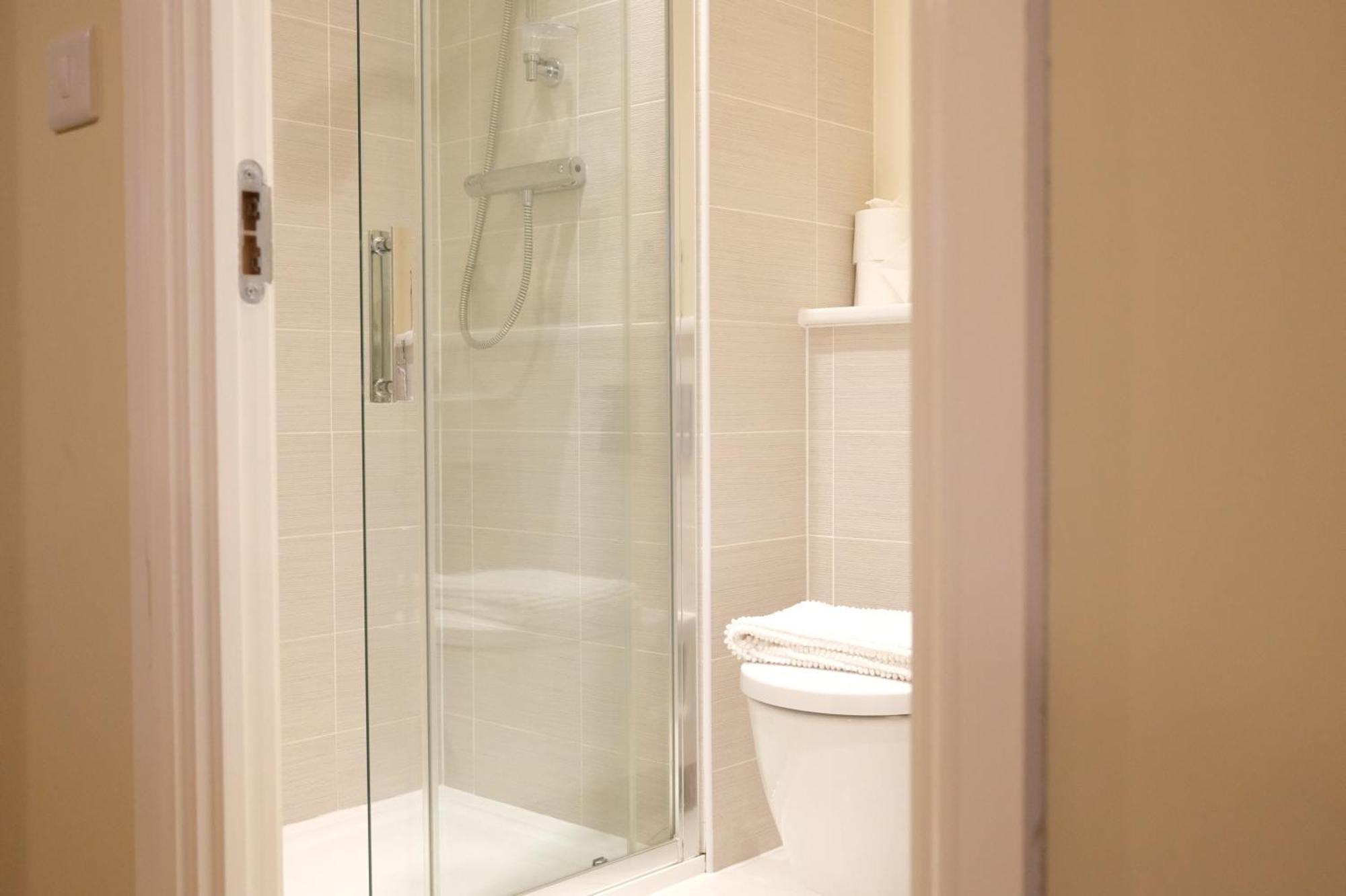 Luxury 6-Bedroom House 5 Minutes From Bicester Village Shopping Outlet 체스터톤 외부 사진