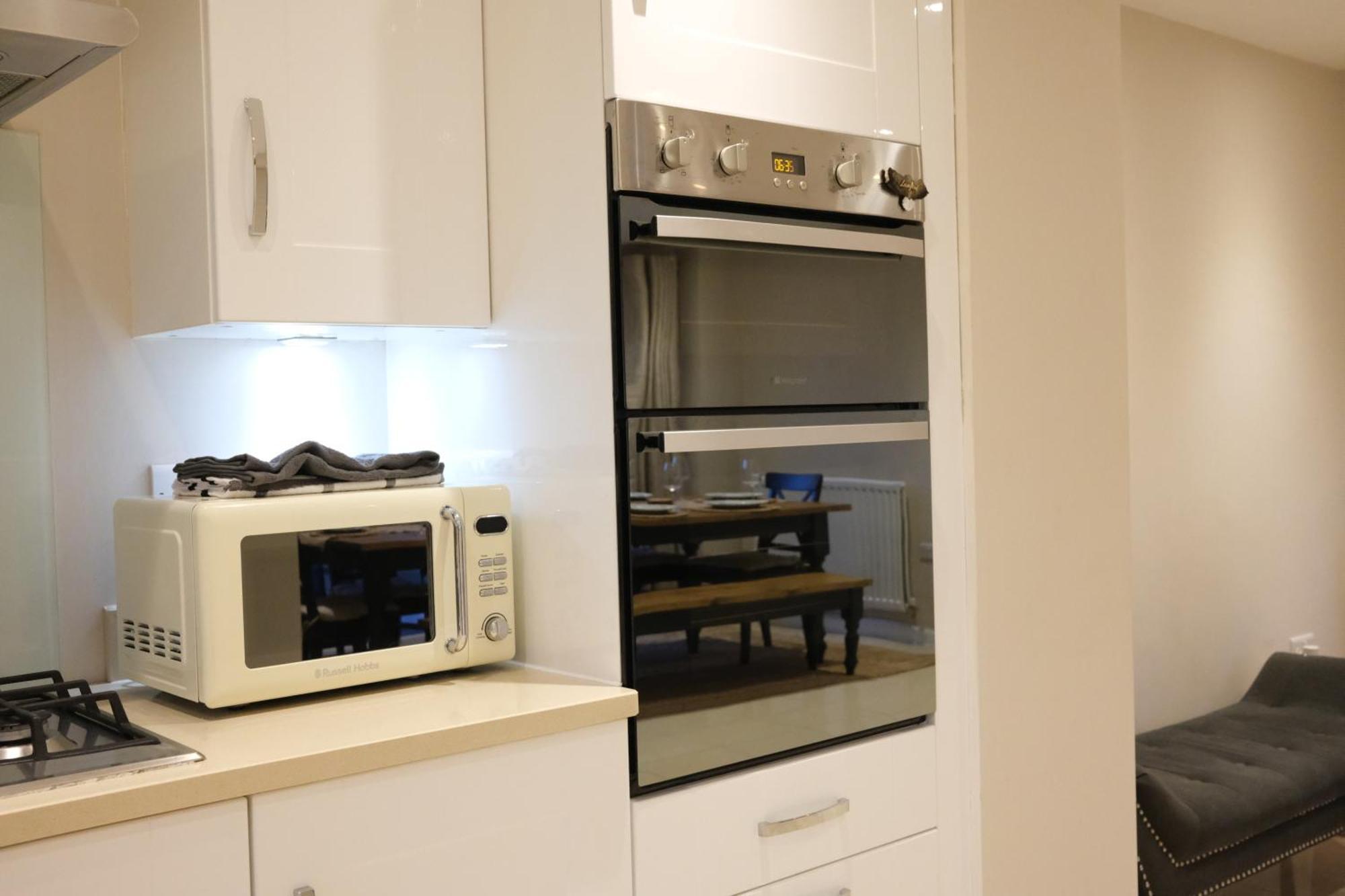Luxury 6-Bedroom House 5 Minutes From Bicester Village Shopping Outlet 체스터톤 외부 사진